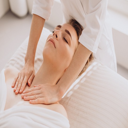 Neck & shoulder Thai Massage